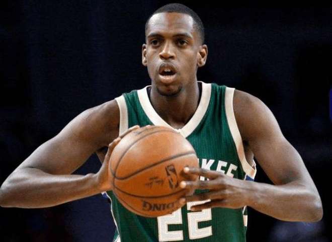 赖硬实力外 赖硬实力外