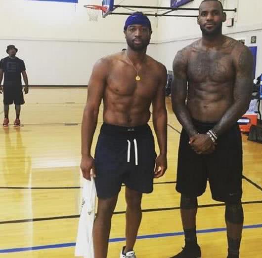 并生成海报 并生成海报